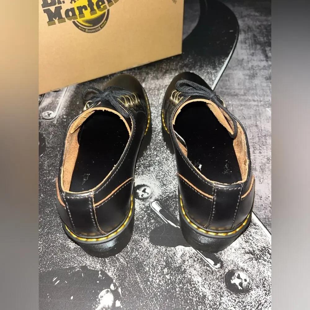 NIB Dr. Martens Leona Lug Sole Platform Derby